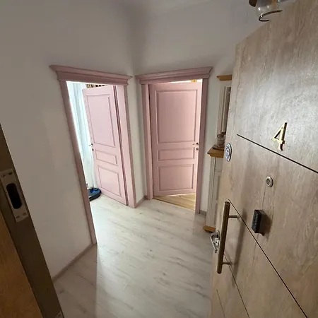 Goldring Apartment Constanta